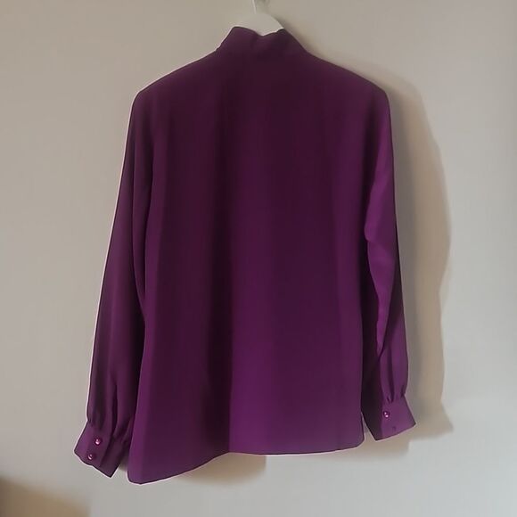 Pendleton Classics Women's Size 12 purple chiffon Blouse hidden button closure - Picture 5 of 5